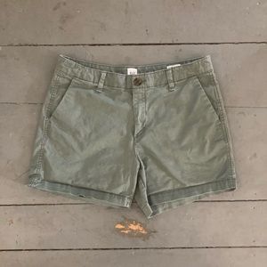 3/$30 Olive Green Gap Shorts EUC